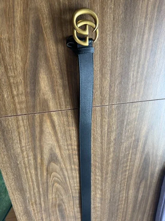 Gucci GG Marmot Belt Women 80/32 Black leather with antique gold GG buckle - Picture 2 of 3